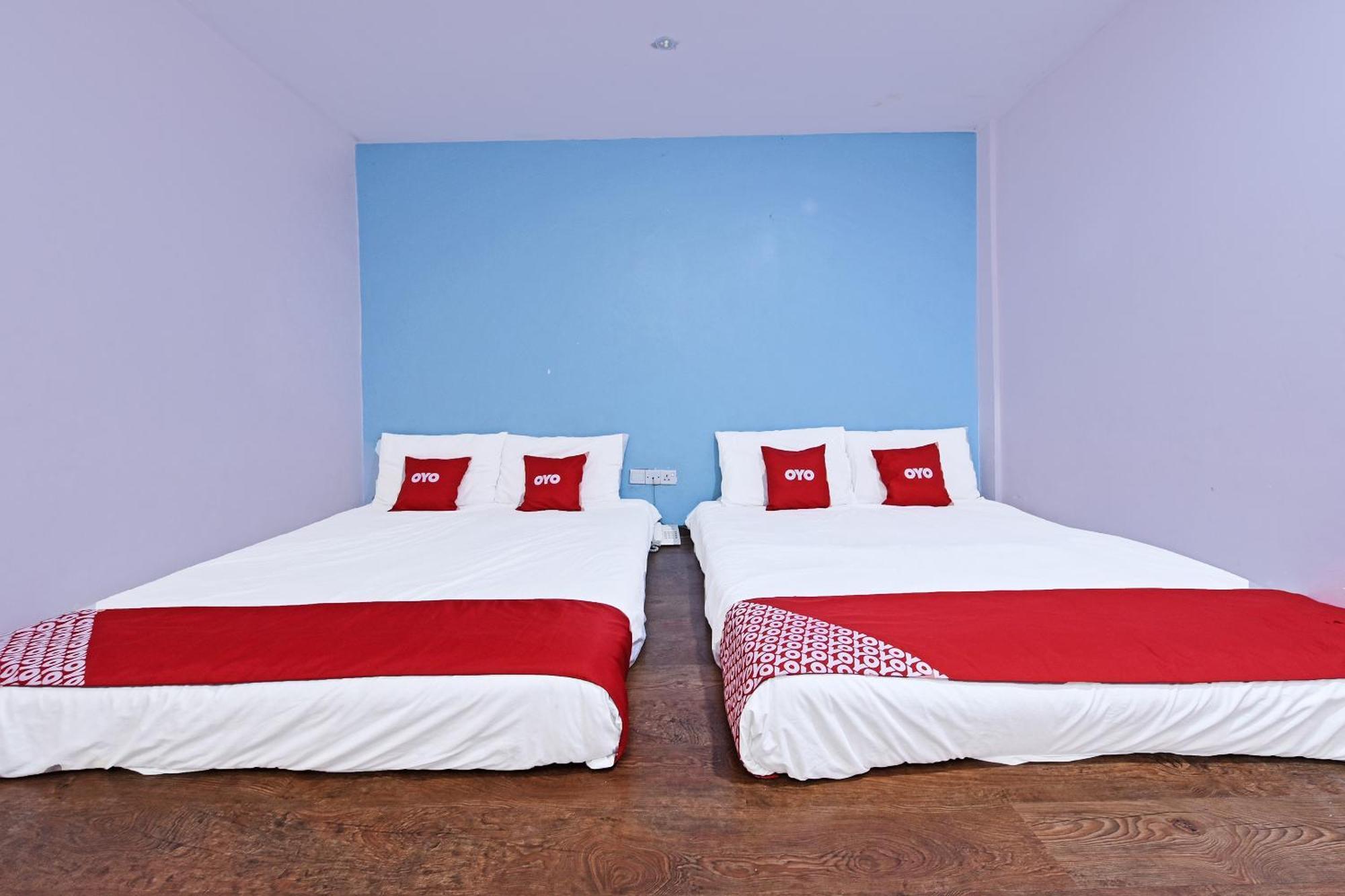 Super Oyo 992 Orange Hotel קואלה פילה מראה חיצוני תמונה