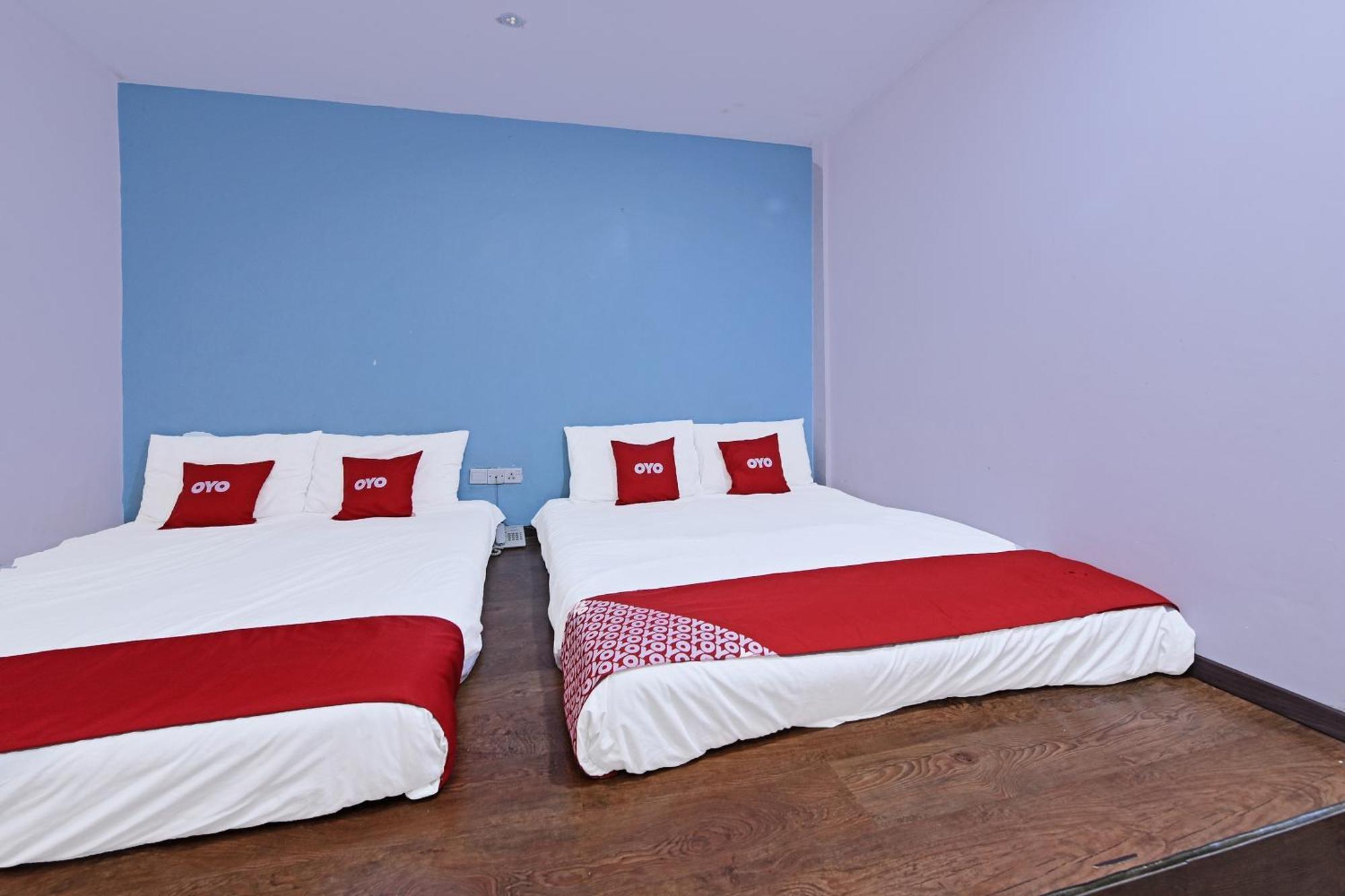 Super Oyo 992 Orange Hotel קואלה פילה מראה חיצוני תמונה